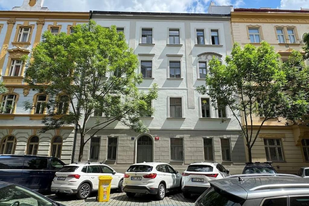 Cozy Karlin Apartman Prága Kültér fotó